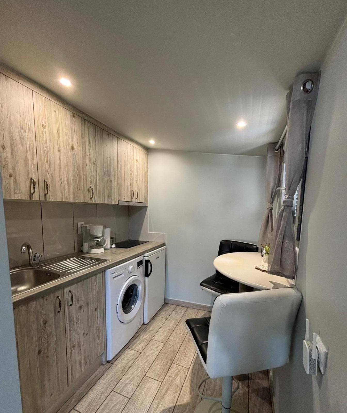 Green Suite Skiathos Екстер'єр фото